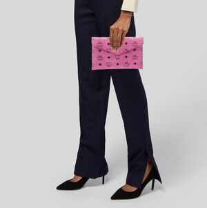 MCM Viestos Envelope Clutch In Pink